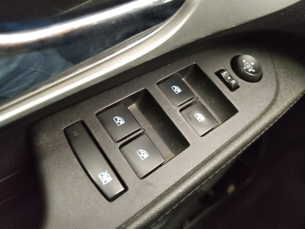 2017 Chevrolet Equinox in Independence, MO 64055 - 18113938 27