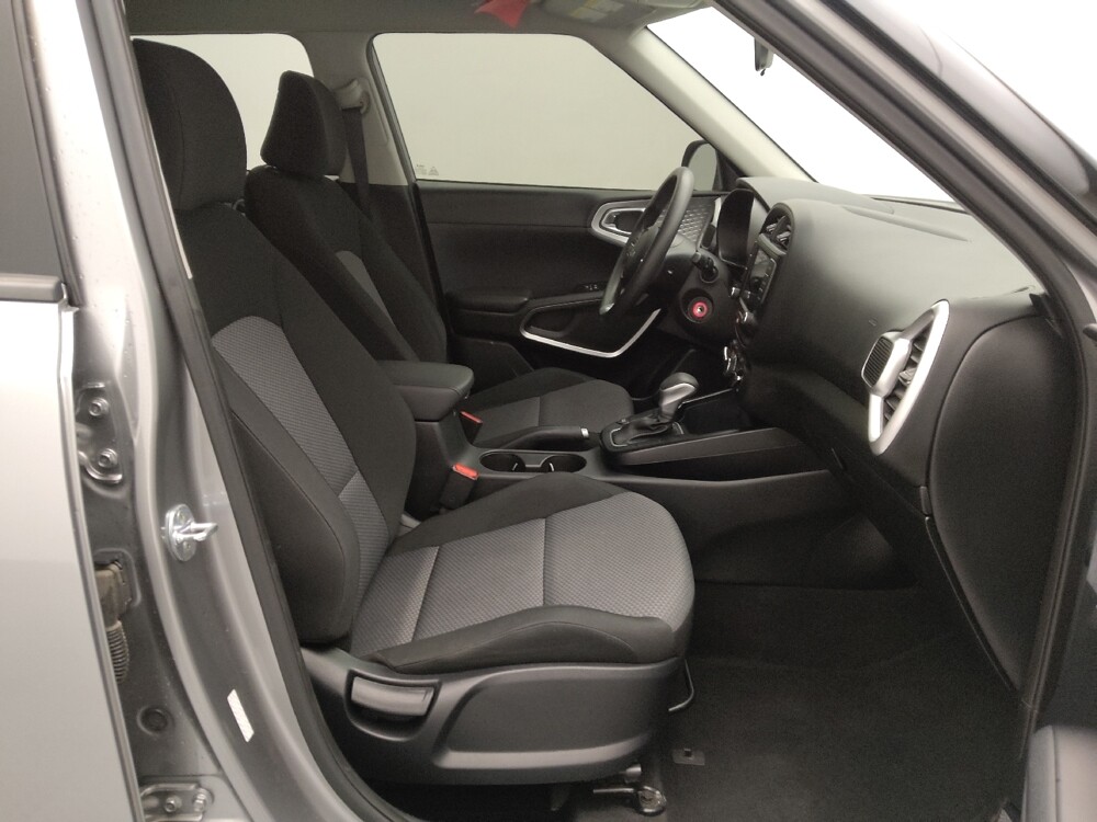 2023 Kia Soul in St. Louis, MO 63136 - 18113940 21