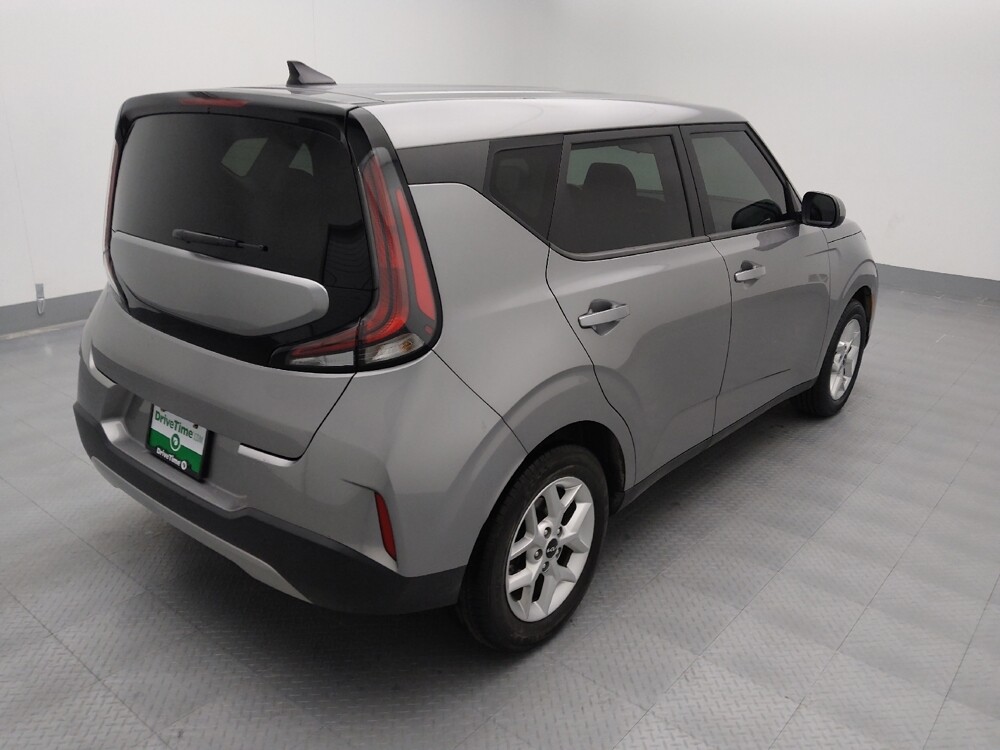 2023 Kia Soul in St. Louis, MO 63136 - 18113940 9