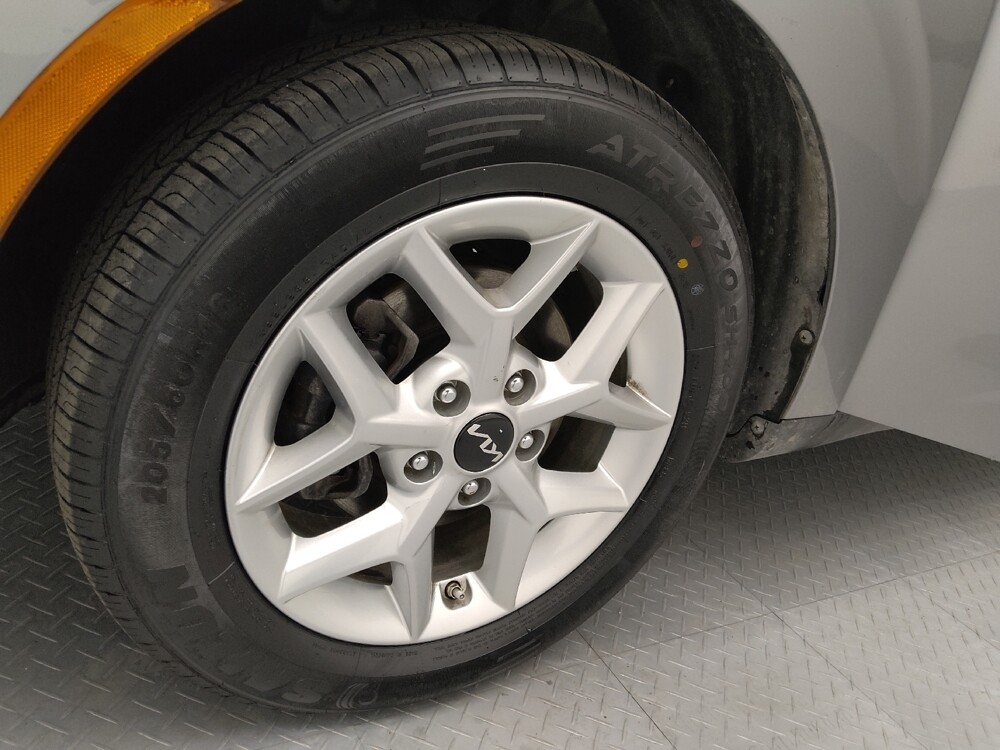 2023 Kia Soul in St. Louis, MO 63136 - 18113940 31