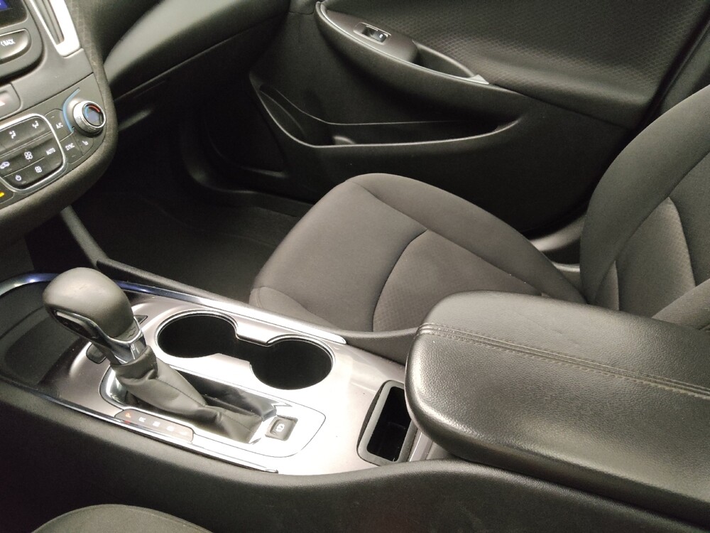 2023 Chevrolet Malibu in Midlothian, IL 60445 - 18113941 26