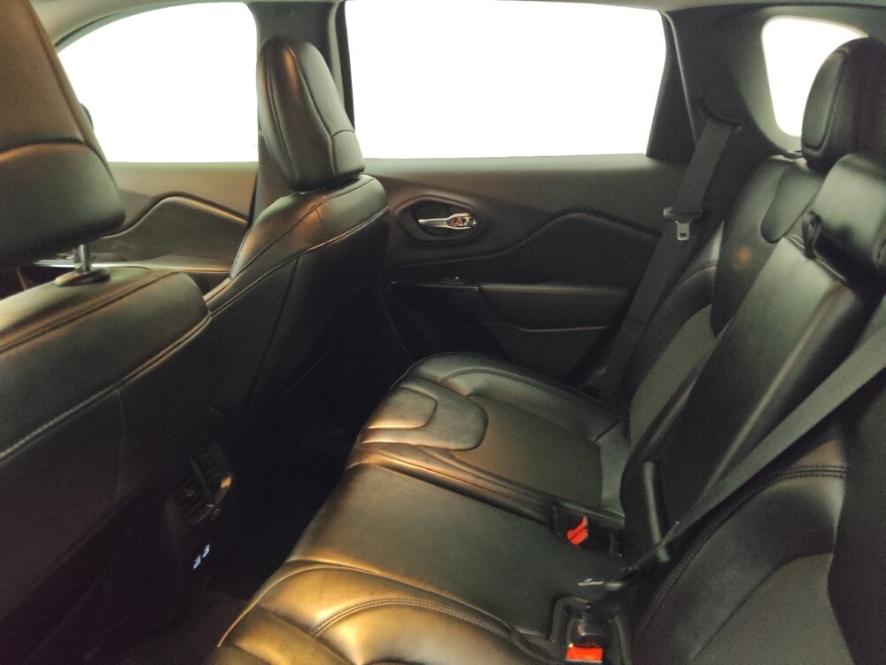 2021 Jeep Cherokee in Peoria, IL 61615 - 18113942 18