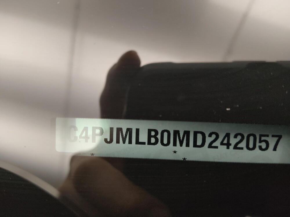 2021 Jeep Cherokee in Peoria, IL 61615 - 18113942 33