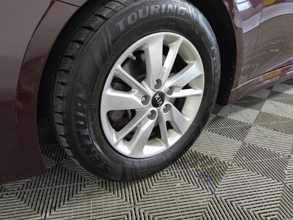 2018 Kia Optima in Midlothian, IL 60445 - 18113945 31