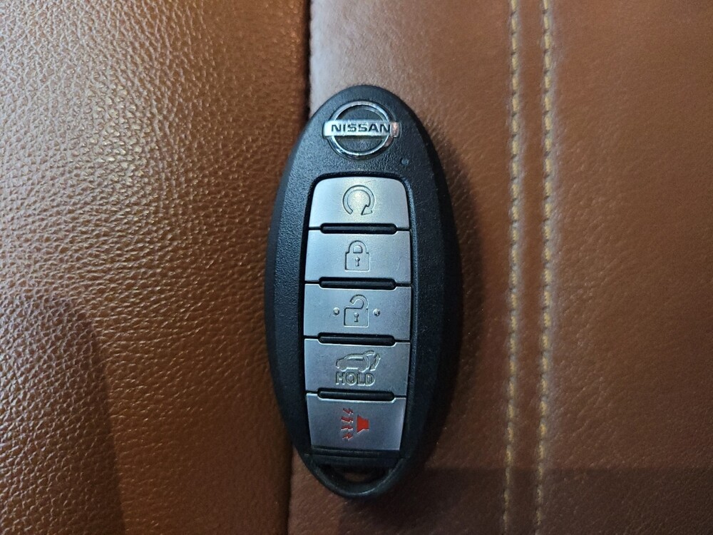 2019 Nissan Rogue in Eastpointe, MI 48021 - 18113949 32