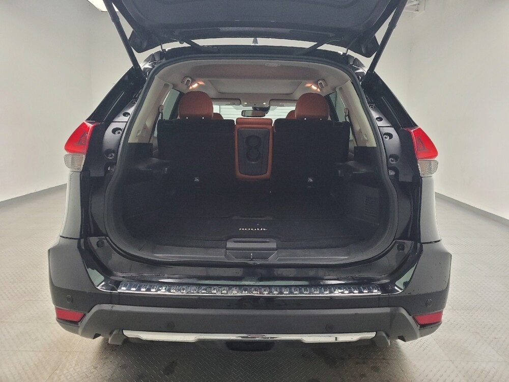 2019 Nissan Rogue in Eastpointe, MI 48021 - 18113949 29