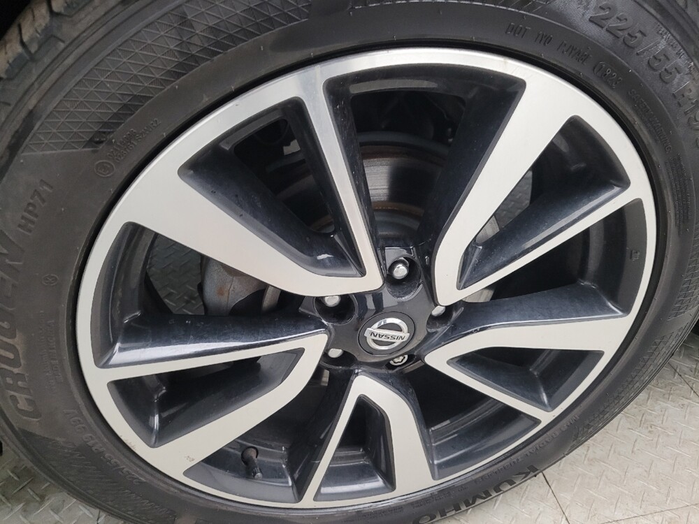 2019 Nissan Rogue in Eastpointe, MI 48021 - 18113949 31