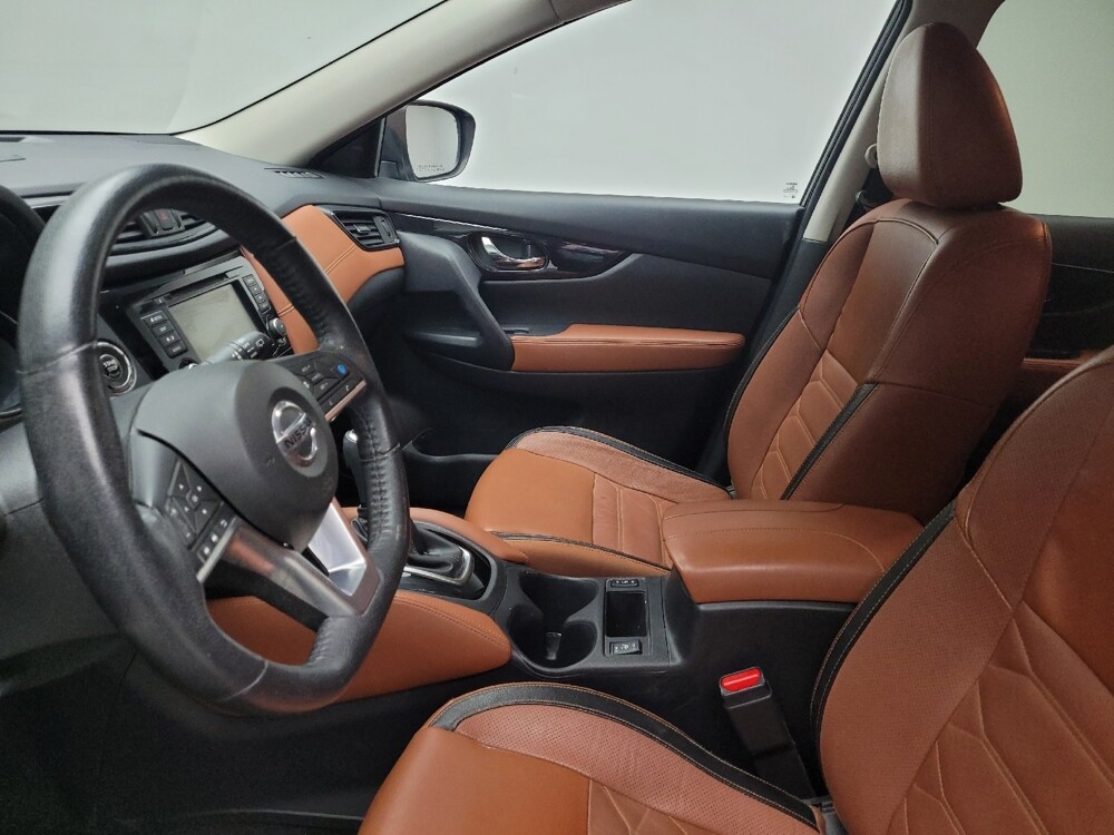 2019 Nissan Rogue in Eastpointe, MI 48021 - 18113949 17