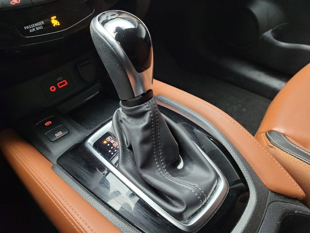 2019 Nissan Rogue in Eastpointe, MI 48021 - 18113949 26