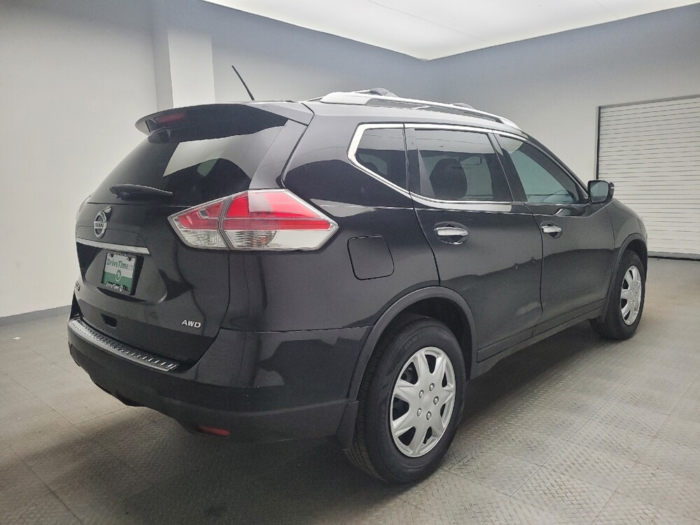 2016 Nissan Rogue in Eastpointe, MI 48021 - 18113952 10