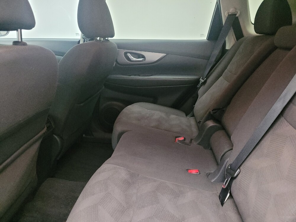 2016 Nissan Rogue in Eastpointe, MI 48021 - 18113952 18