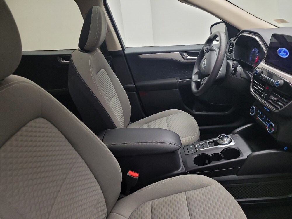 2020 Ford Escape in Taylor, MI 48180 - 18113956 21