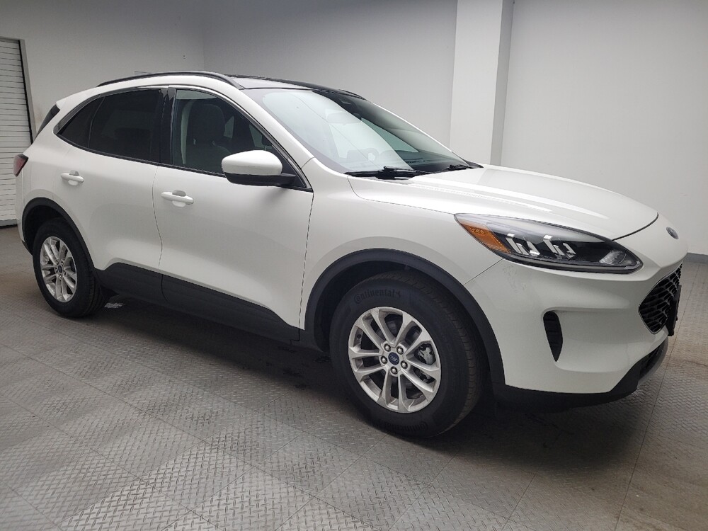 2020 Ford Escape in Taylor, MI 48180 - 18113956 11