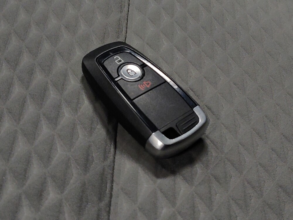 2020 Ford Escape in Glendale, AZ 85301 - 18113965 32