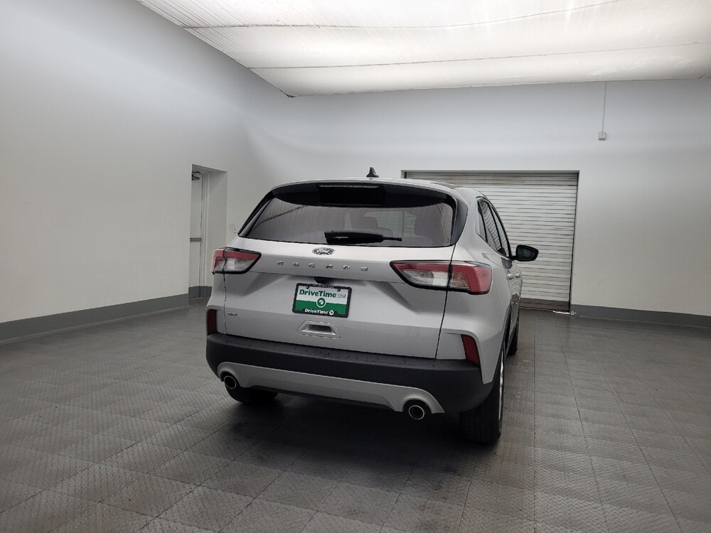 2020 Ford Escape in Glendale, AZ 85301 - 18113965 7