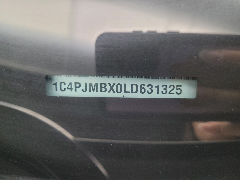 2020 Jeep Cherokee in Ft Wayne, IN 46805 - 18113966 33