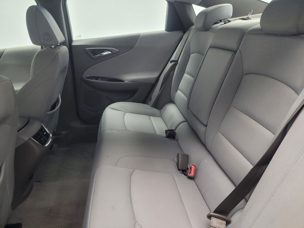 2020 Chevrolet Malibu in Highland, IN 46322 - 18113968 18