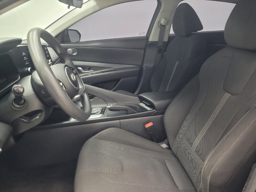 2025 Hyundai Elantra in Ft Wayne, IN 46805 - 18113969 17