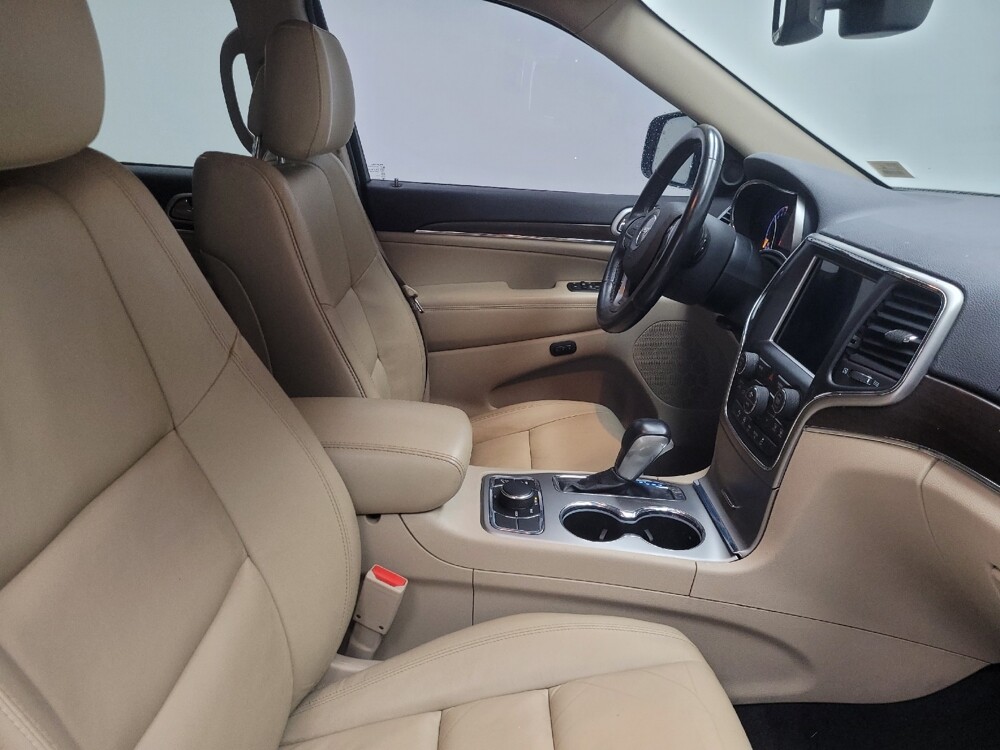 2018 Jeep Grand Cherokee in Indianapolis, IN 46219 - 18113970 21