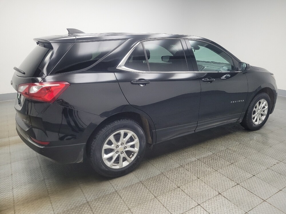 2020 Chevrolet Equinox in Indianapolis, IN 46222 - 18113975 10