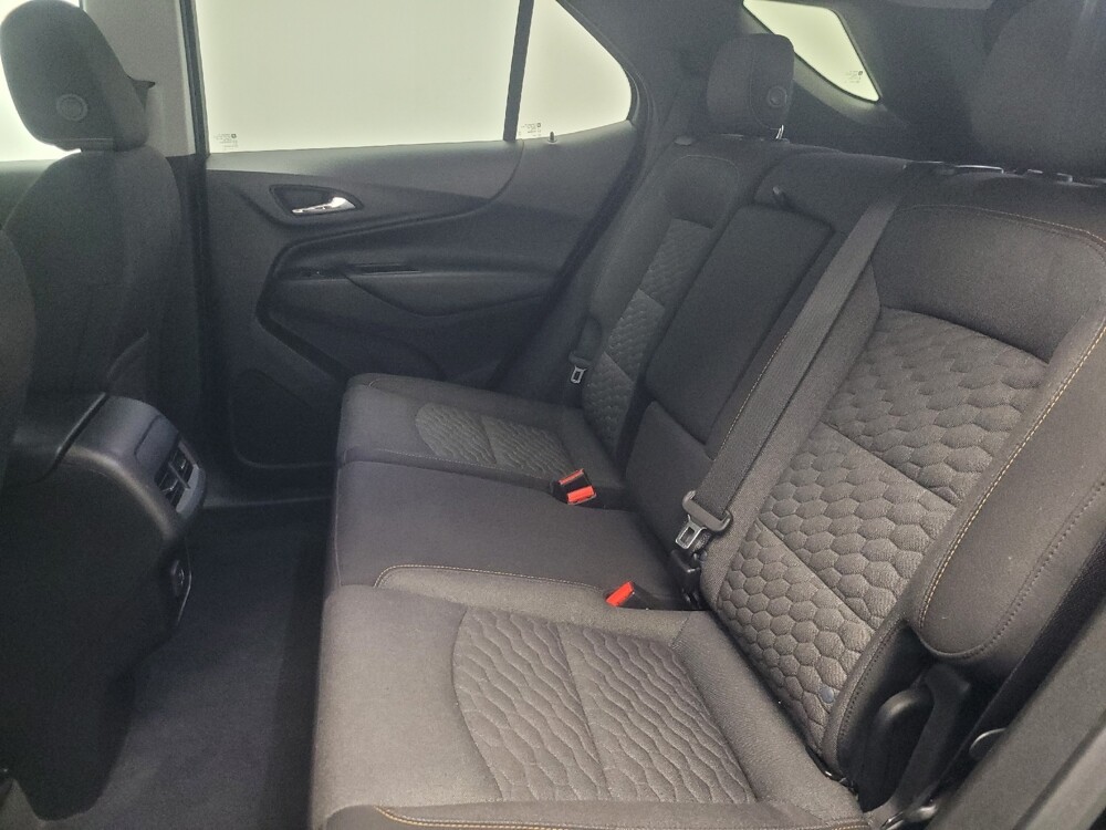 2020 Chevrolet Equinox in Indianapolis, IN 46222 - 18113975 18