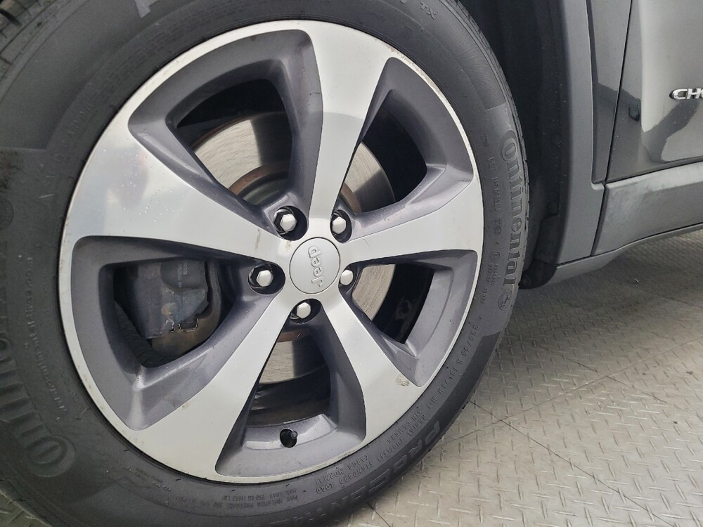 2019 Jeep Cherokee in Orlando, FL 32808 - 18113976 31