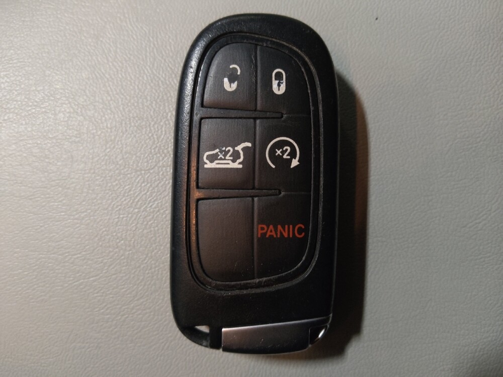 2019 Jeep Cherokee in Orlando, FL 32808 - 18113976 32