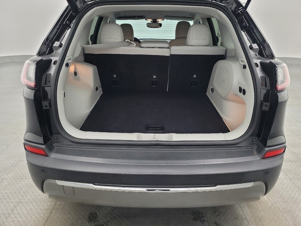 2019 Jeep Cherokee in Orlando, FL 32808 - 18113976 29