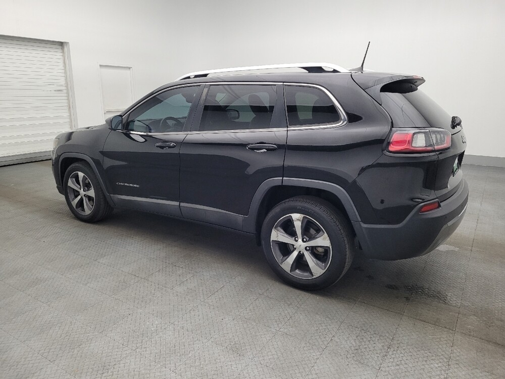 2019 Jeep Cherokee in Orlando, FL 32808 - 18113976 3
