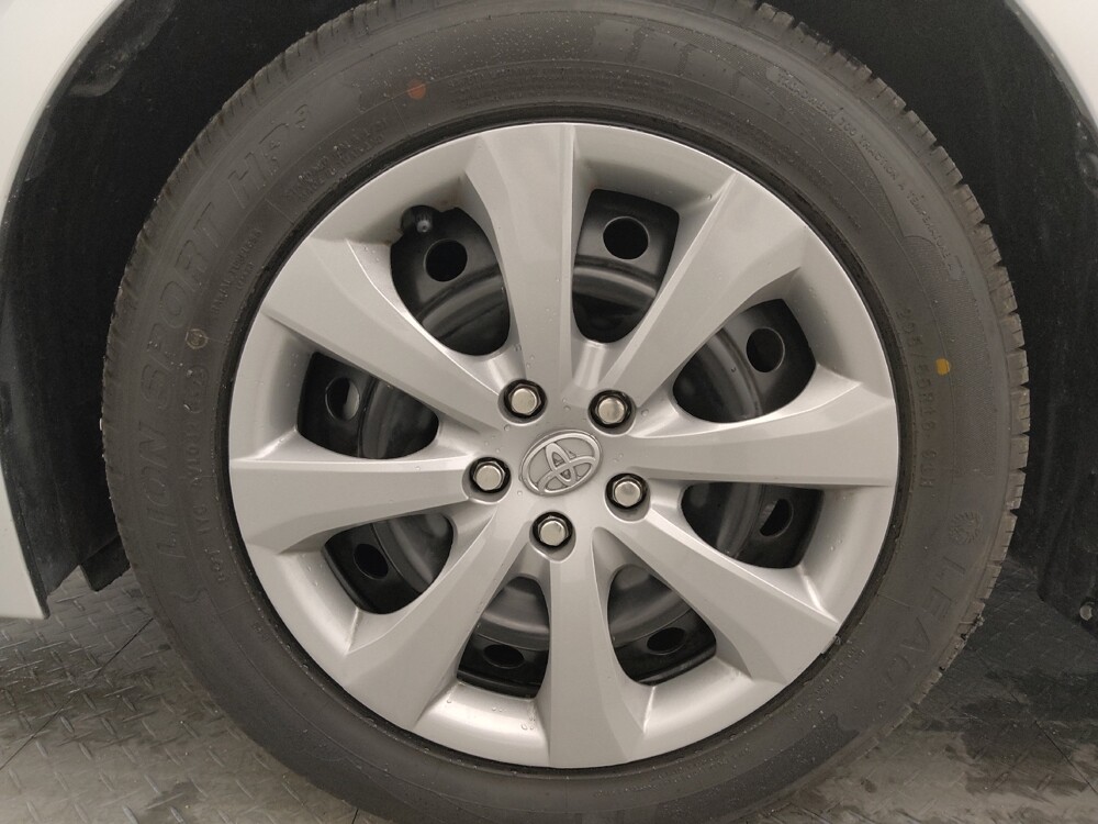 2022 Toyota Corolla in Tampa, FL 33619 - 18113978 31