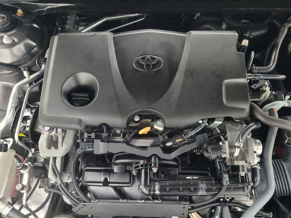 2021 Toyota Camry in Ft Wayne, IN 46805 - 18113983 30