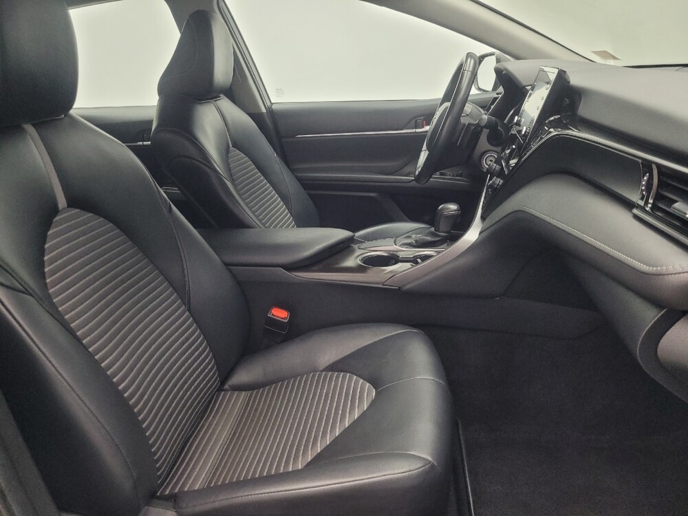 2021 Toyota Camry in Ft Wayne, IN 46805 - 18113983 21