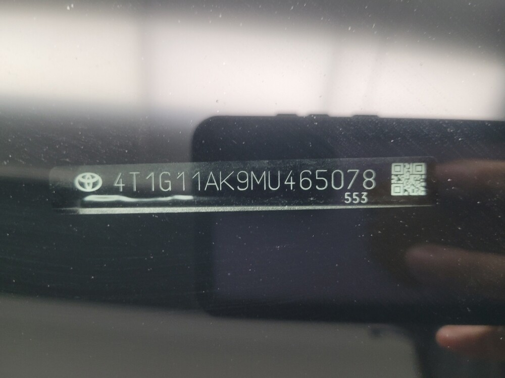 2021 Toyota Camry in Ft Wayne, IN 46805 - 18113983 33