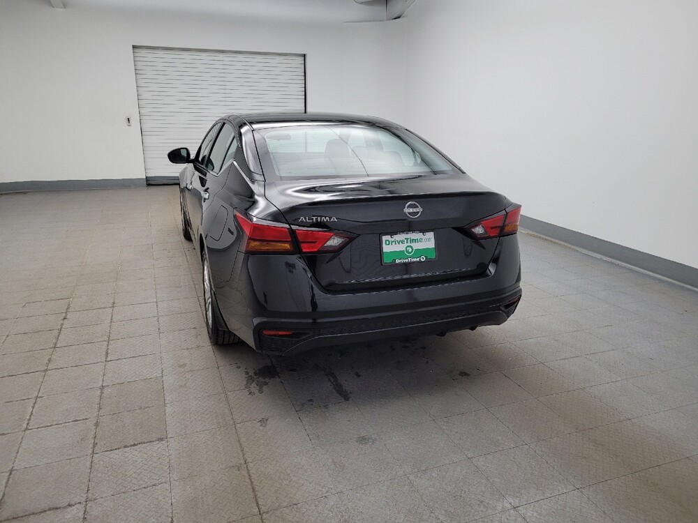 2023 Nissan Altima in Fairfield, OH 45014 - 18113987 6