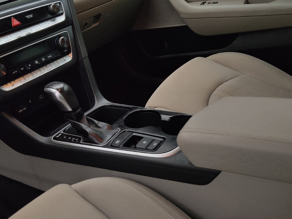 2019 Hyundai Sonata in Fort Myers, FL 33907 - 18113989 26