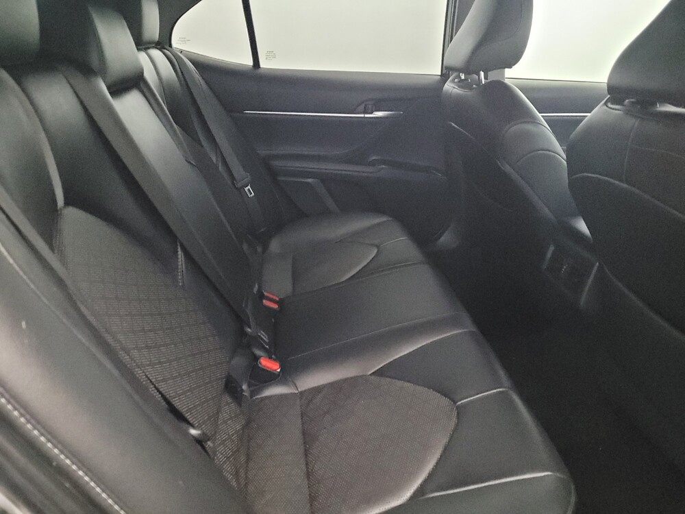 2018 Toyota Camry in Pittsburgh, PA 15237 - 18113990 19