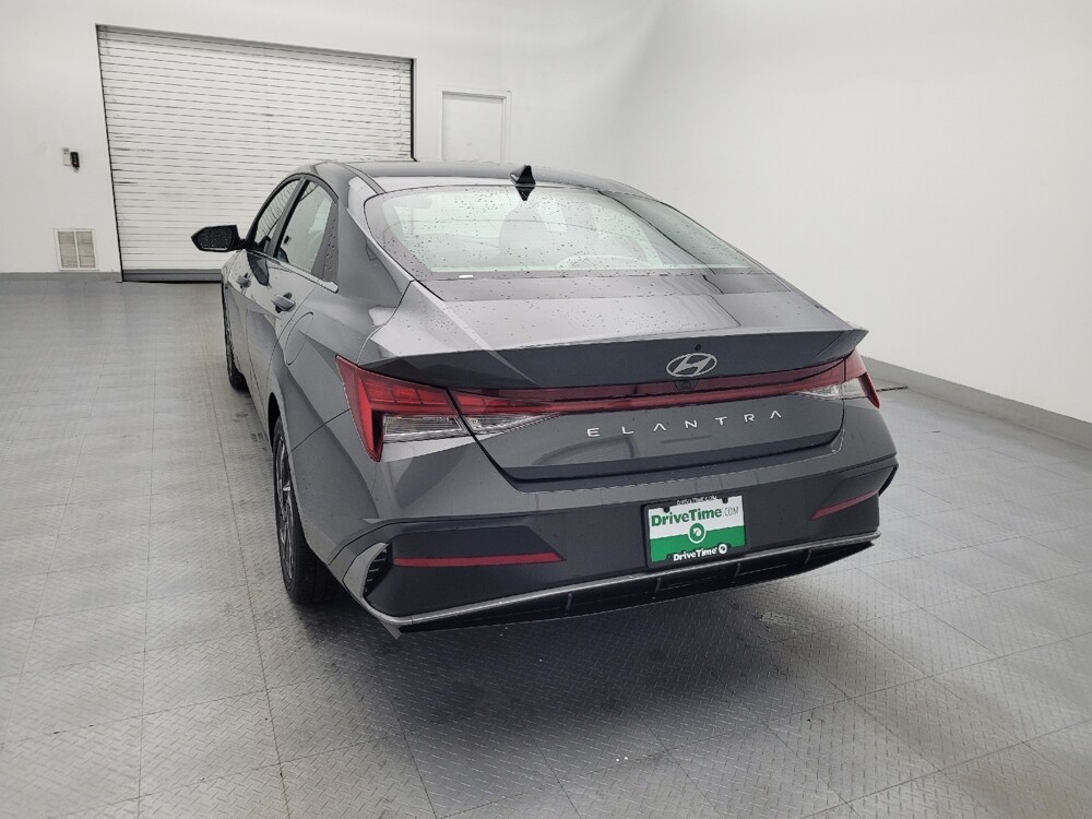 2025 Hyundai Elantra in Charleston, SC 29414 - 18113996 6
