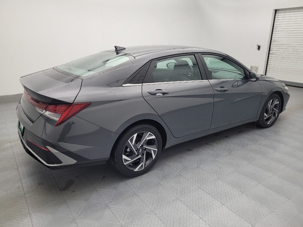 2025 Hyundai Elantra in Charleston, SC 29414 - 18113996 10