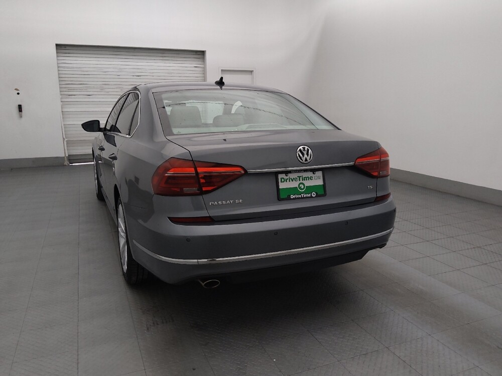 2018 Volkswagen Passat in Fort Myers, FL 33907 - 18114015 6