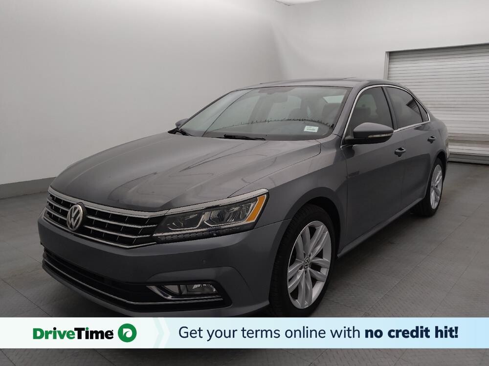 2018 Volkswagen Passat in Fort Myers, FL 33907 - 18114015