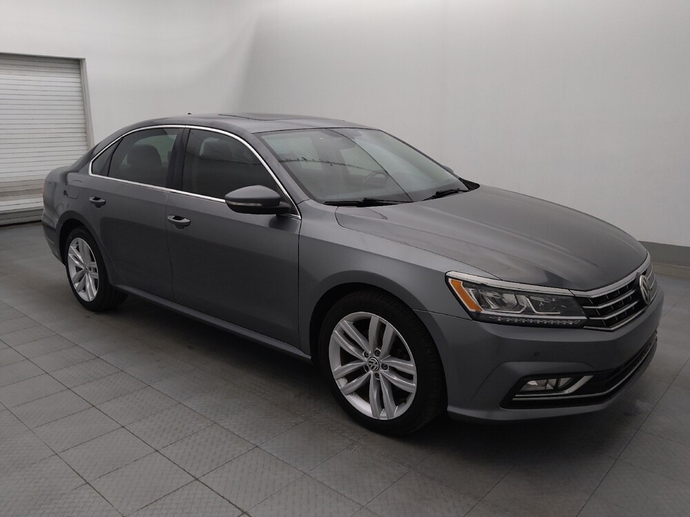 2018 Volkswagen Passat in Fort Myers, FL 33907 - 18114015 11