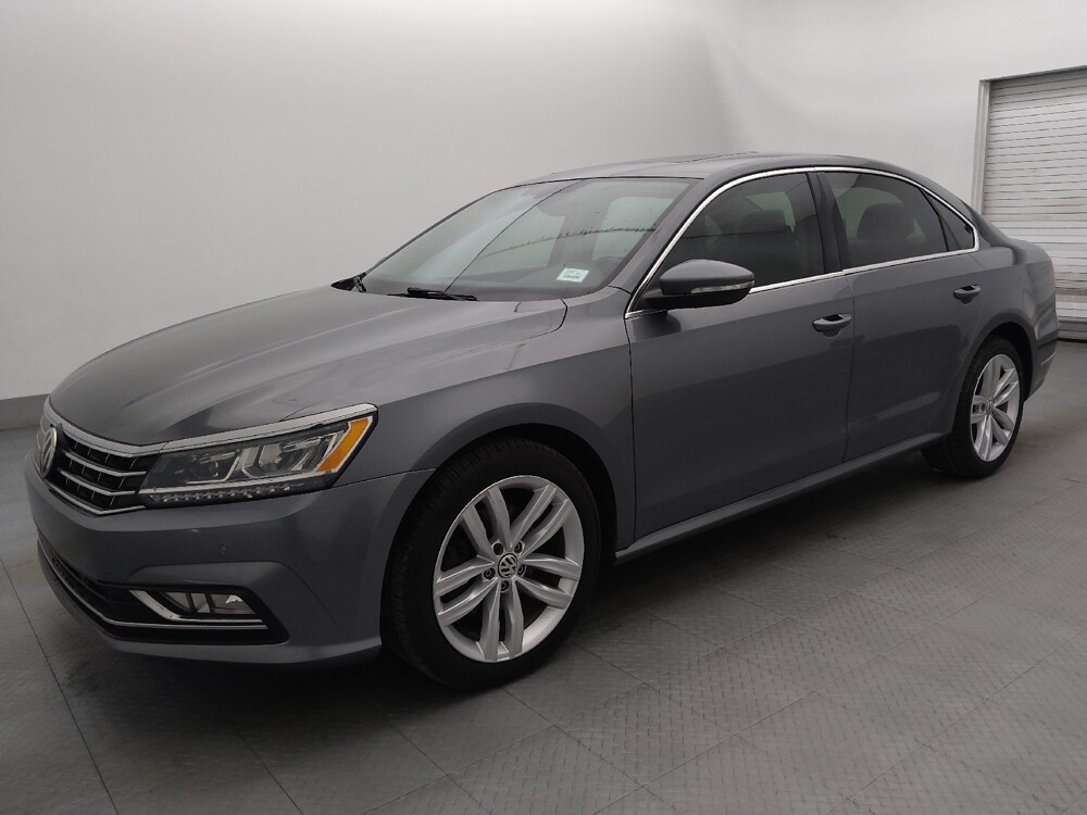 2018 Volkswagen Passat in Fort Myers, FL 33907 - 18114015 2