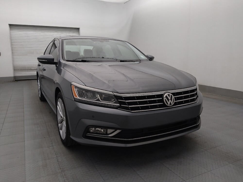 2018 Volkswagen Passat in Fort Myers, FL 33907 - 18114015 14