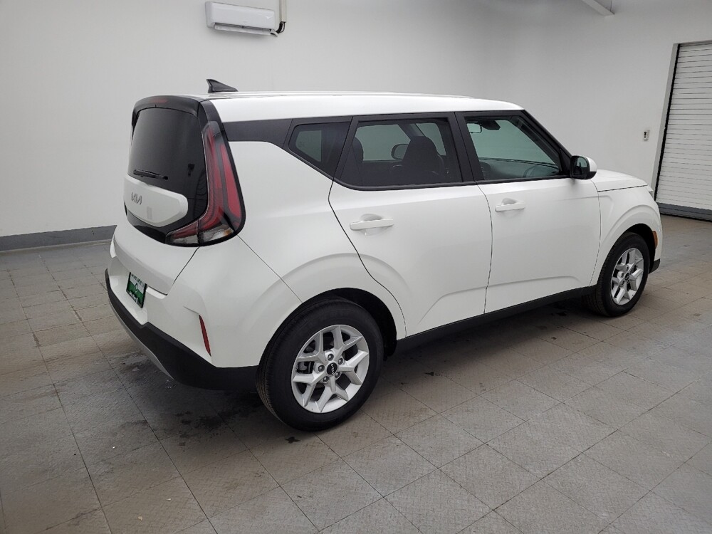 2025 Kia Soul in Columbus, OH 43228 - 18114018 10
