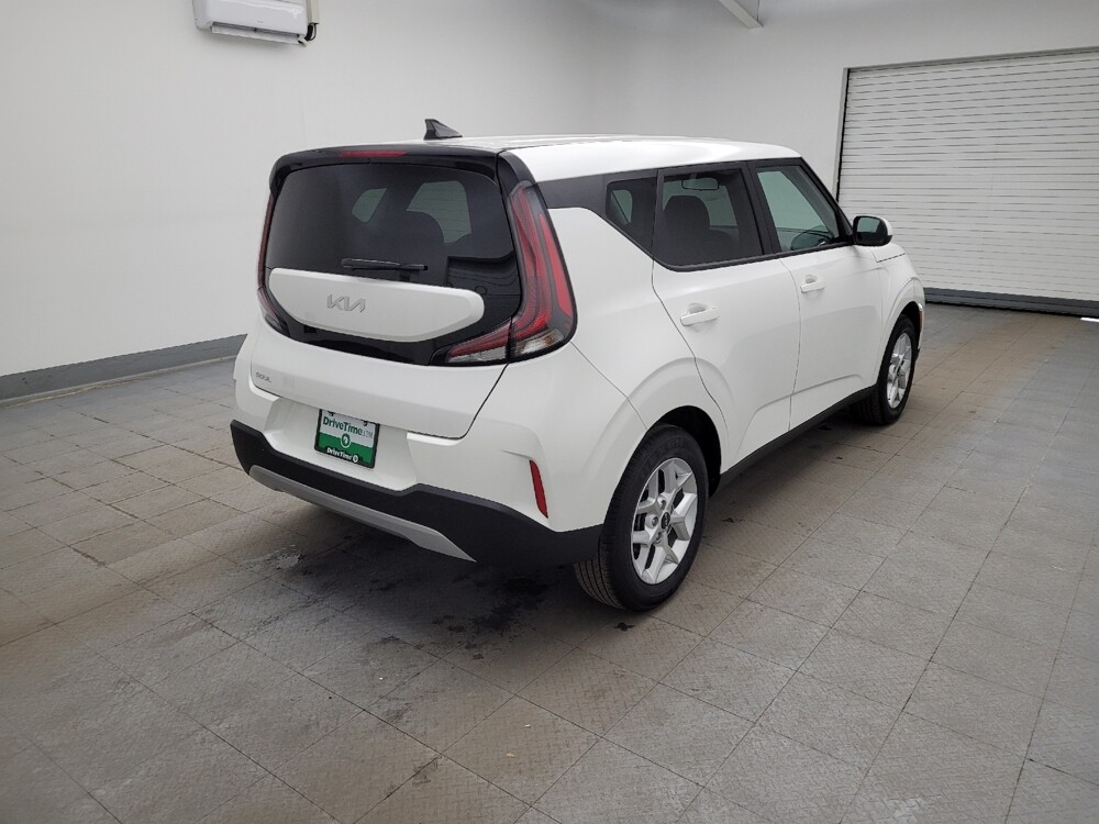 2025 Kia Soul in Columbus, OH 43228 - 18114018 9