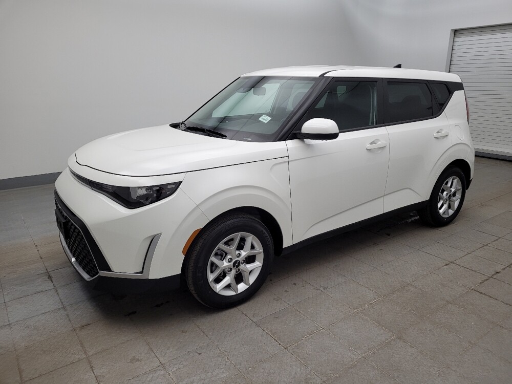 2025 Kia Soul in Columbus, OH 43228 - 18114018 2