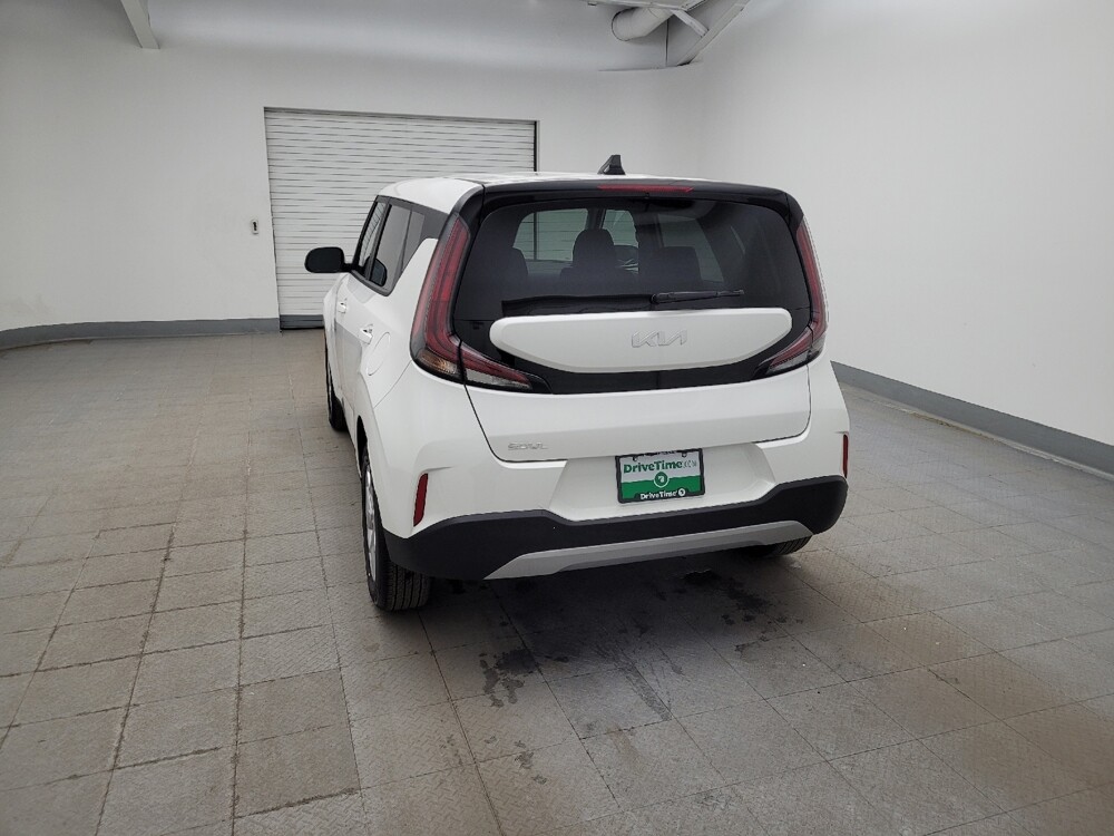 2025 Kia Soul in Columbus, OH 43228 - 18114018 6