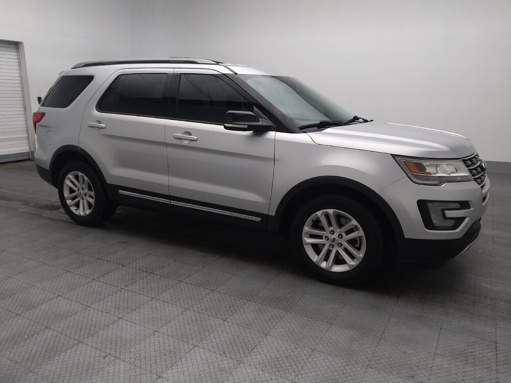 2017 Ford Explorer in Orlando, FL 32808 - 18114026 11