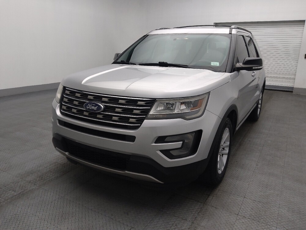 2017 Ford Explorer in Orlando, FL 32808 - 18114026 15