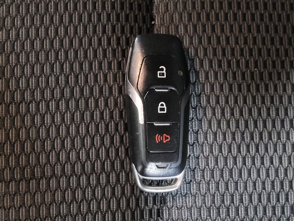 2017 Ford Explorer in Orlando, FL 32808 - 18114026 32